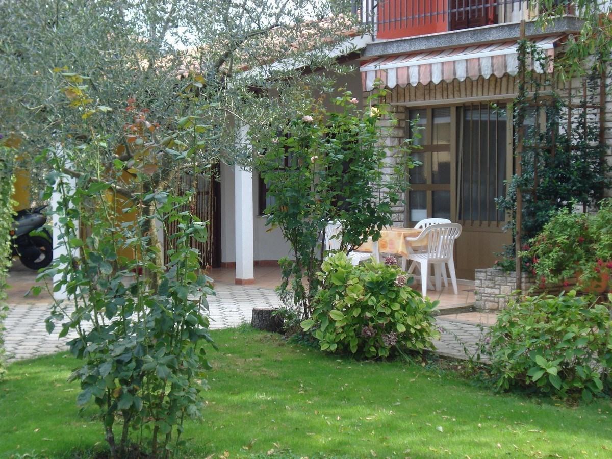 Sandra House With Apartment Umag Exterior photo